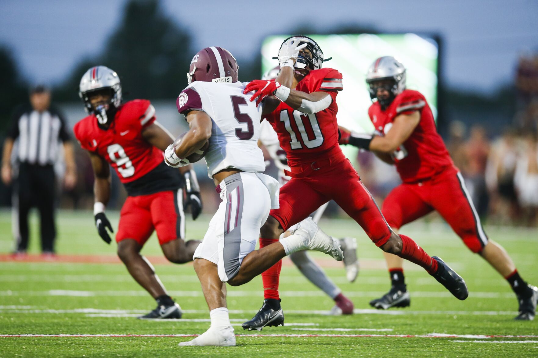Jenks vs Union in Backyard Bowl